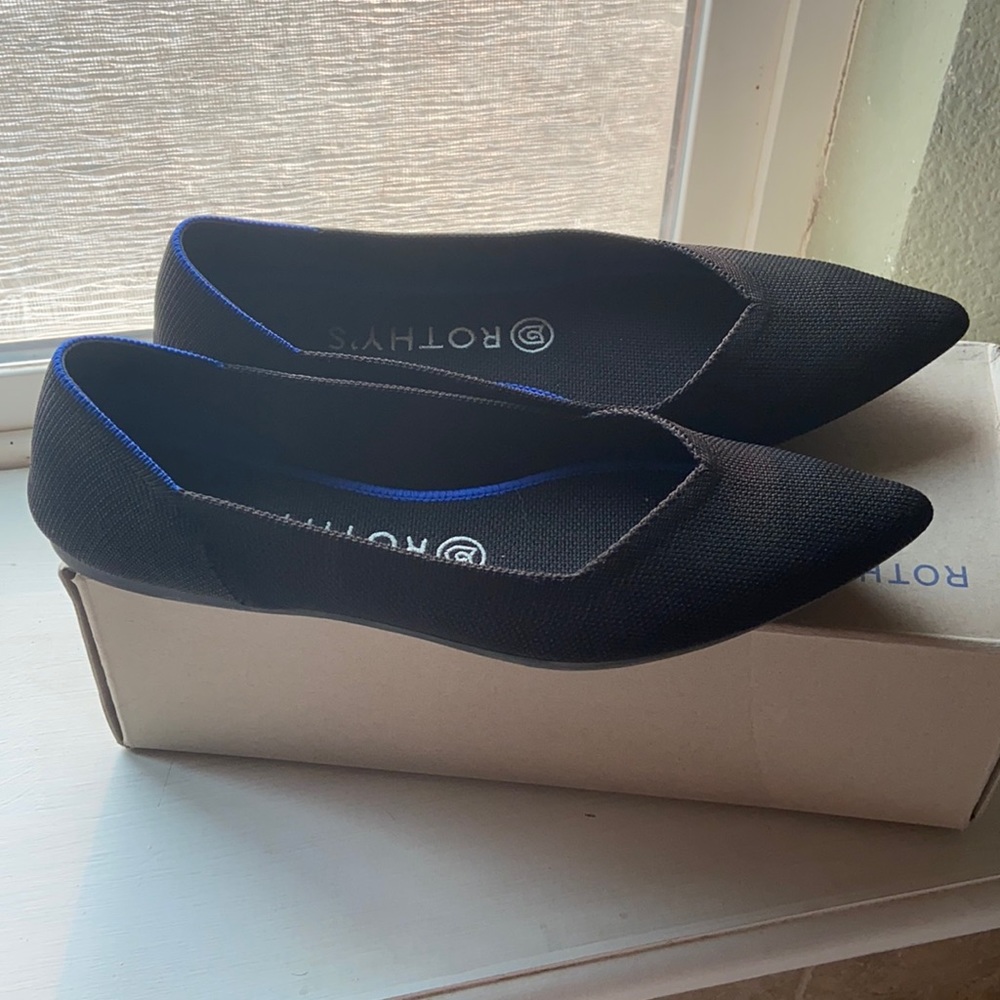 Rothys the point